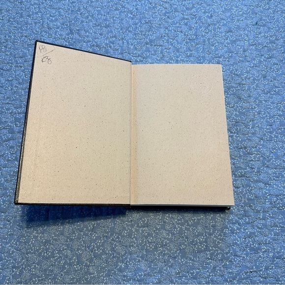 Louis L’Amour Book Leatherette Brown Gold Letters To The Far Blue Mountians - Picture 6 of 7